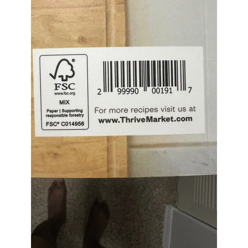 Thrive Market Healthy Living Made Easy Cookbook 60+ Quick Recipes 30 Mins / Less